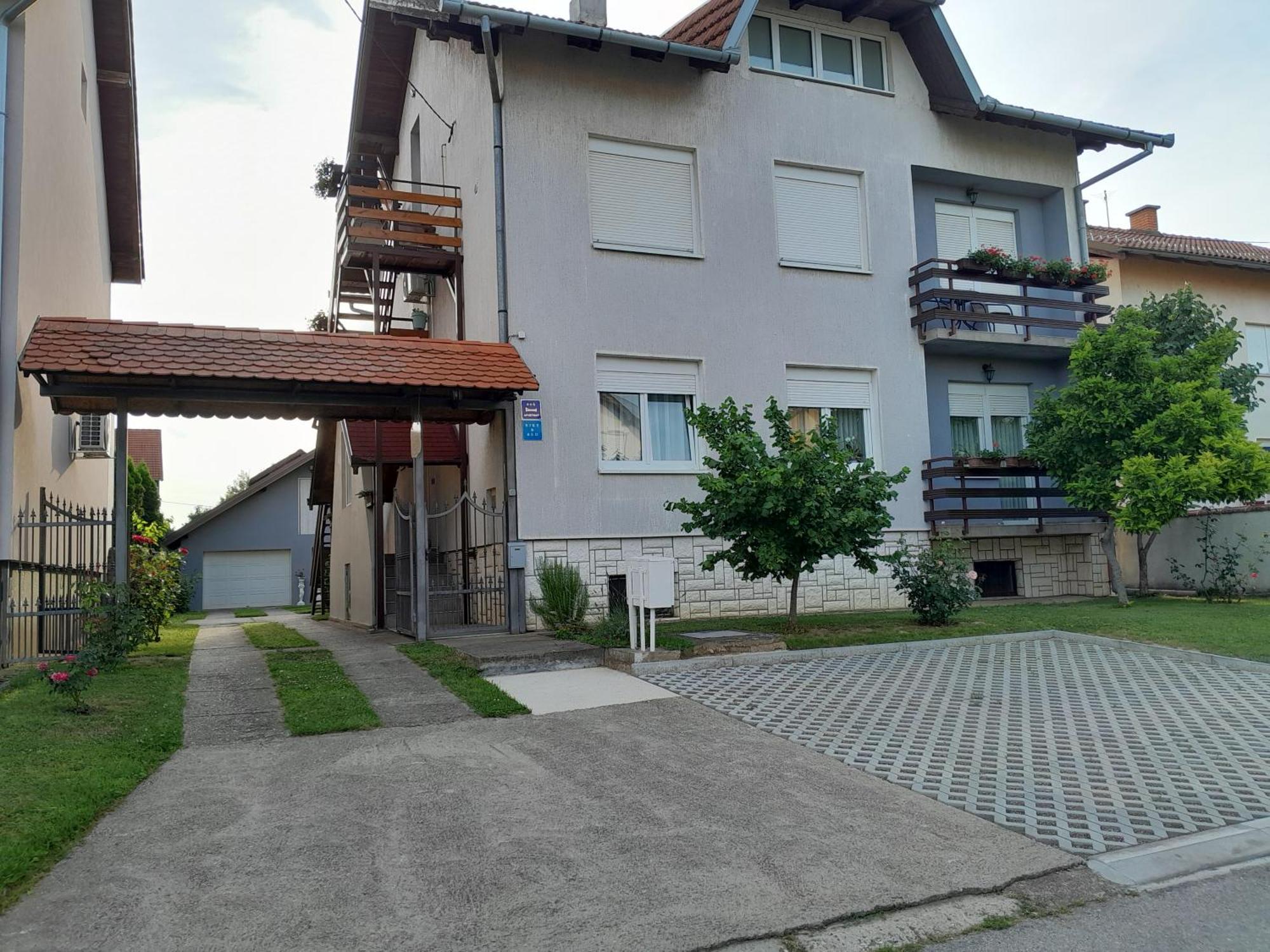 Apartman Kod Dide I Bake Vukovar Eksteriør bilde
